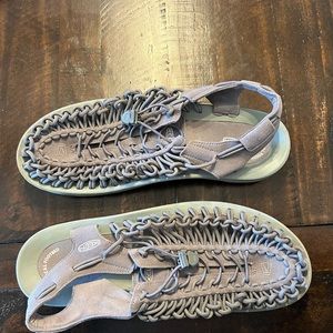 Keen Men’s uneek water shoe